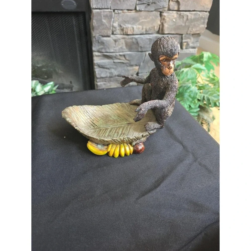Monkey Holder Banana Leaf Resin Dish